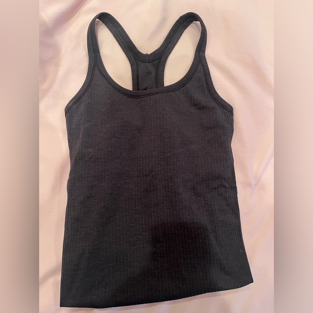 lululemon size 2 black ebb tank